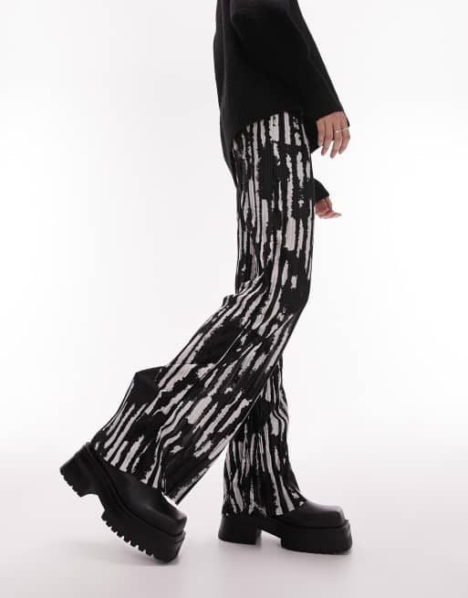 Topshop Tall - Plisserede bukser med lige ben og abstrakt, multifarvet zebraprint