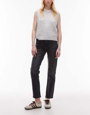 Topshop Tall - Verkürzte Straight Jeans in verwaschenem Schwarz mit mittelhohem Bund