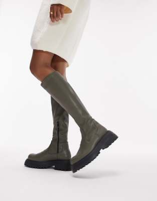 Topshop - Tasha - Kniehohe Stiefel in Khaki mit dicker Sohle-Grün