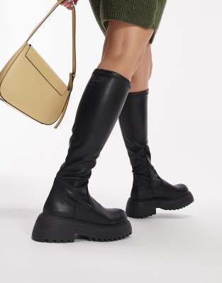 Topshop - Tasha - Kniehohe Stiefel in Schwarz mit dicker Sohle