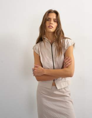 Topshop techy high neck short sleeve zip through top in ecru
