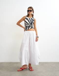 Techy horseshoe trouser in white