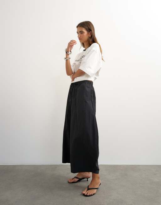 Topshop teknisk oversized ovoid bukse i mellemlængde i sort