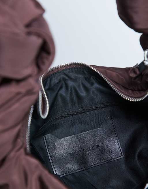 Topshop - Terry - Borsa da spalla in nylon color cioccolato con tasche con zip, 3 di 4