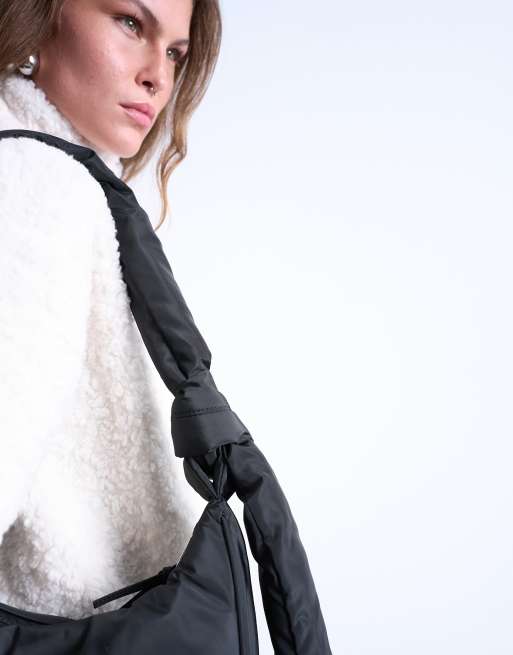 Topshop – Terry – Nylon-Schultertasche in Schwarz mit Reißverschlusstasche, 4 von 4