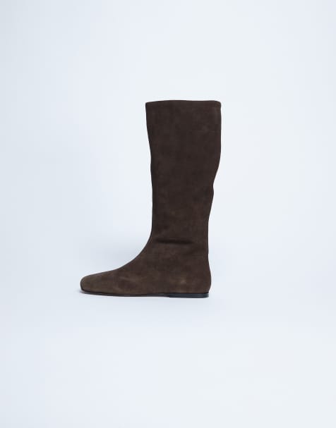 Topshop – Tess – Chokladbruna, knähöga boots i äkta mocka med platt sula - view 1