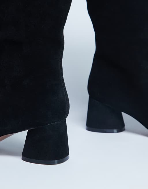 Topshop Thea real suede knee high block heel boot in black, 2 of 4
