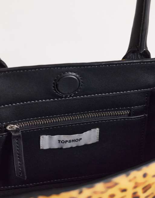 Topshop Tiana sac cabas bowling en cuir véritable à imprimé léopard, 2 de 4