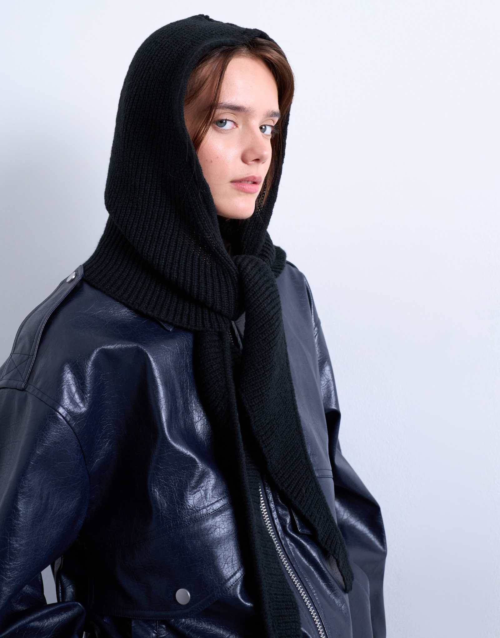 Вязаная балаклава Topshop черного цвета