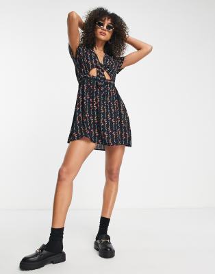 Topshop tie front linear floral mini shirt dress in black - ASOS Price Checker