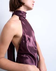 Model wearing Tie neck halter maxi dress in port royal 