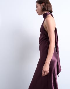 Model wearing Tie neck halter maxi dress in port royal 