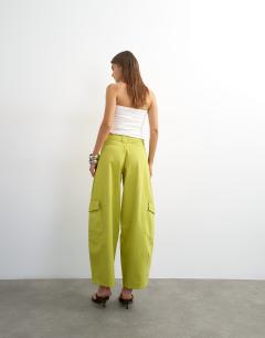 Model wearing Tie waist cargo trouser in olive