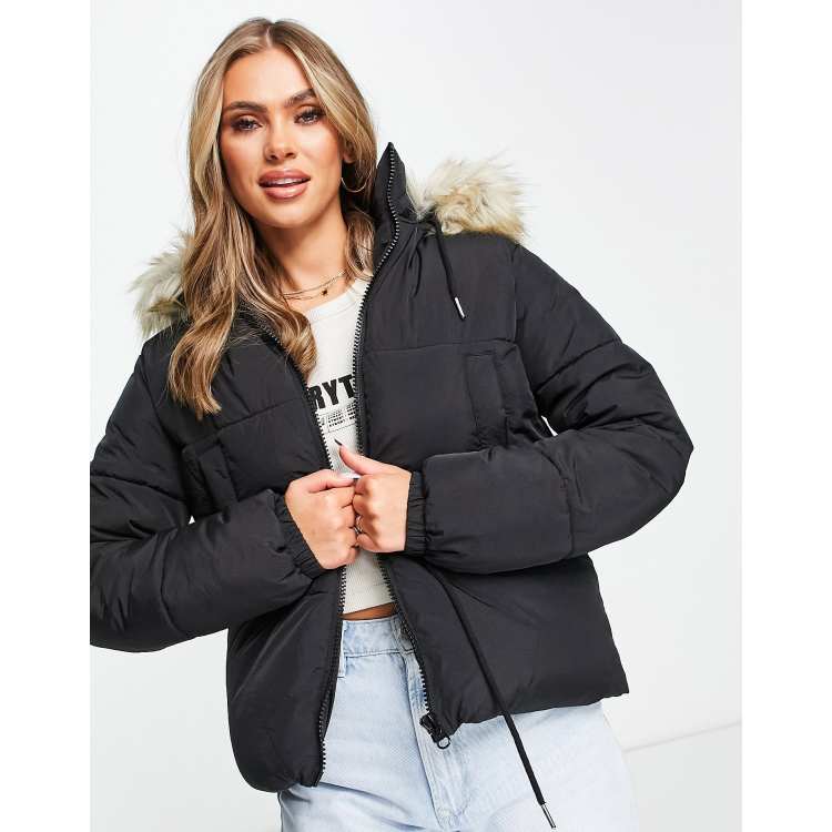 Padded jacket with belt and fur hood best sale