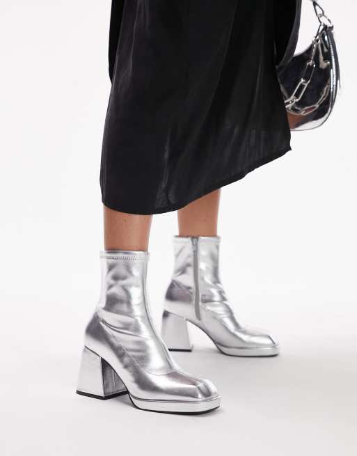 Topshop – Tiff – Silverfärgade ankelboots med blockklack