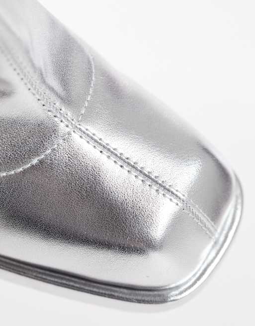 Topshop - Tiff - Stivaletti a pianta larga color argento con tacco largo, 4 di 4