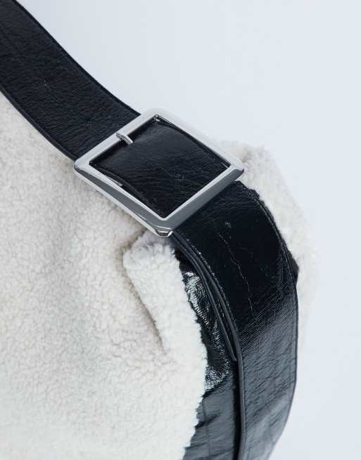 Topshop Tish shearling tote bag with contrast strap in cream & black, 2 of 4