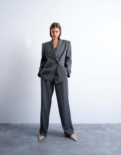 Topshop – Tonic – Bundfalten-Anzughose in Grau mit seitlicher Schnalle - view 1
