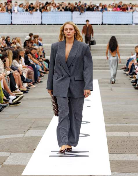 Topshop – Tonic – Grå, dubbelknäppt kavaj i 80-talsstil och oversize - view 1