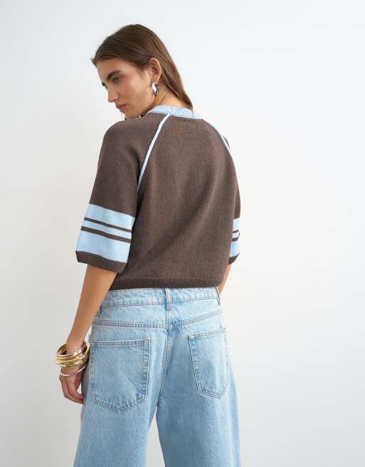 Topshop - Top a maniche corte in maglia marrone con bordi blu, 4 di 4