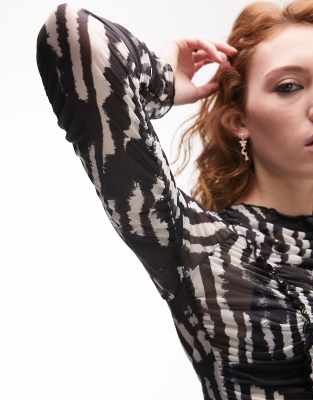 Top a maniche lunghe arricciato monocromatico-Nero - Topshop T-shirt donna  - immagine3