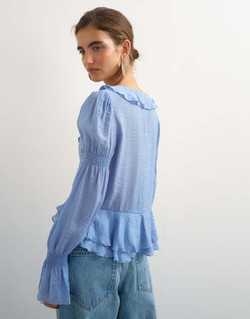 Topshop top a maniche lunghe con volant e nodo davanti in azzurro chiaro, 4 di 4