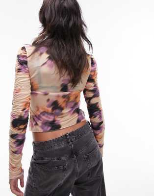 Top a maniche lunghe multicolore arricciato con stampa floreale sfocata-Giallo - Topshop T-shirt donna  - immagine1