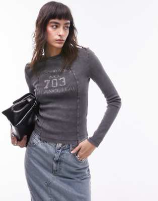 Topshop - Top a maniche lunghe nero slavato con grafica lavaggio acido 307