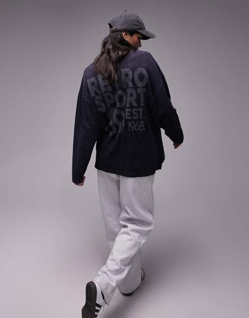 Topshop - Top a maniche lunghe stile skater color ardesia lavaggio acido con grafica 