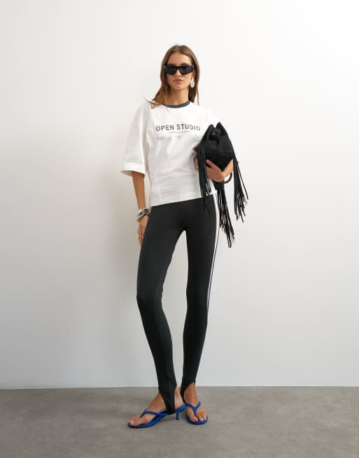 Topshop top à taille cintrée avec passepoil en écru, 2 de 4