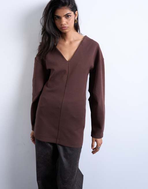 Topshop - Top a tunica in tessuto interlock color cioccolato con scollo a V e maniche voluminose