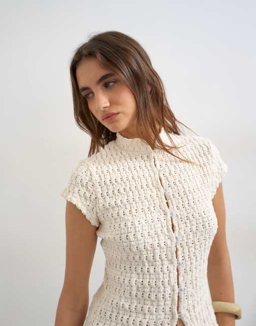 Topshop - Top all'uncinetto color crema con bottoni e maniche ad aletta