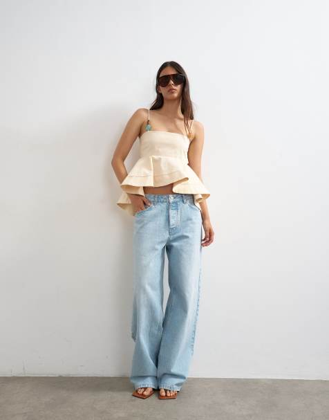 Topshop - Top beis de tirantes con cuentas y bajo de corte amplio - view 1