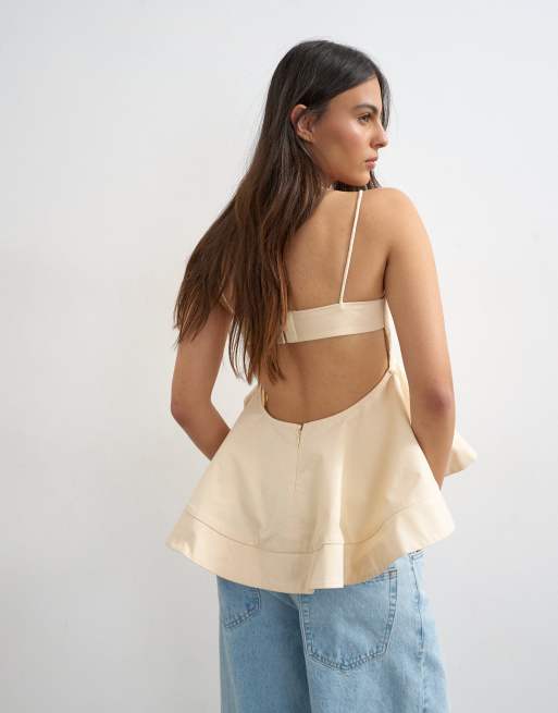 Topshop - Top beis de tirantes con cuentas y bajo de corte amplio, 3 de 4