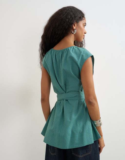 Topshop top con scollo arricciato e dettaglio da annodare a quadri verde e blu, 3 di 4