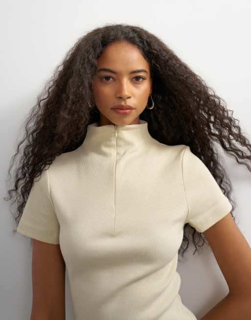 Topshop top côtelé à col montant et fermeture zippée, manches courtes, crème, 4 de 4