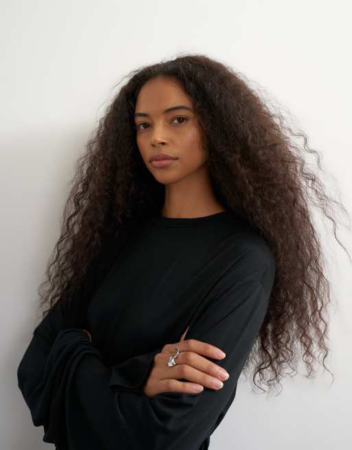 Topshop top de manga larga con lazada delantera en negro, 2 de 4