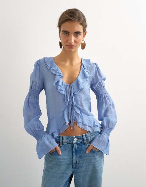 Topshop - top de manga larga con volantes y lazo delantero en azul claro - view 1