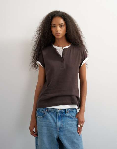 Topshop - top entallado de mezcla de lino con manga corta y cuello panadero en chocolate - view 1