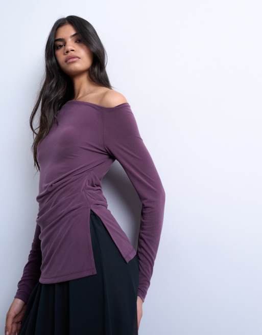 Topshop - Top froncé à manches longues et épaule dénudée en cupro - Prune, 4 de 4