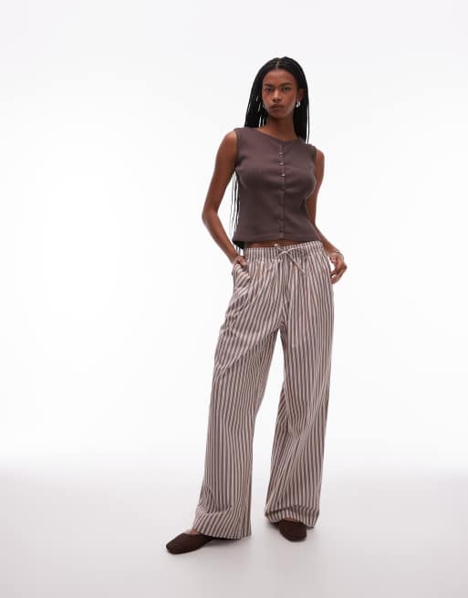 Topshop - Top girocollo in jersey marrone cioccolato con bottoni, 2 di 4