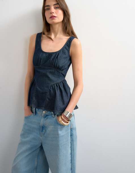 Topshop - Top in denim blu medio con bustino raccolto e peplo - view 1