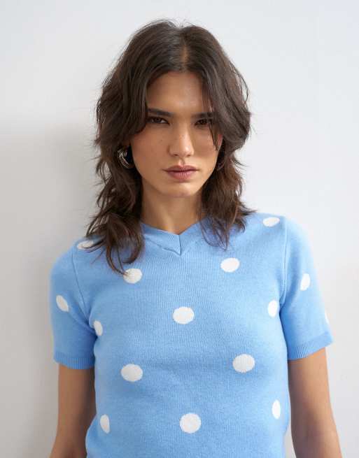 Topshop - Top in maglia blu a pois con scollo a V alto, 3 di 4