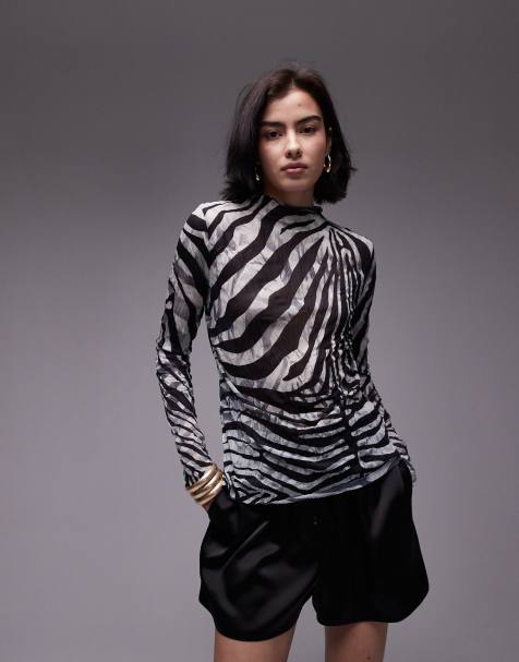 Topshop - Top manches longues effet froissé à imprimé animal et col montant - Noir et blanc - view 1