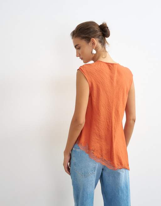Topshop top med cap-ærmer, asymmetrisk bindefront og blondedetalje i rust, 4 af 4