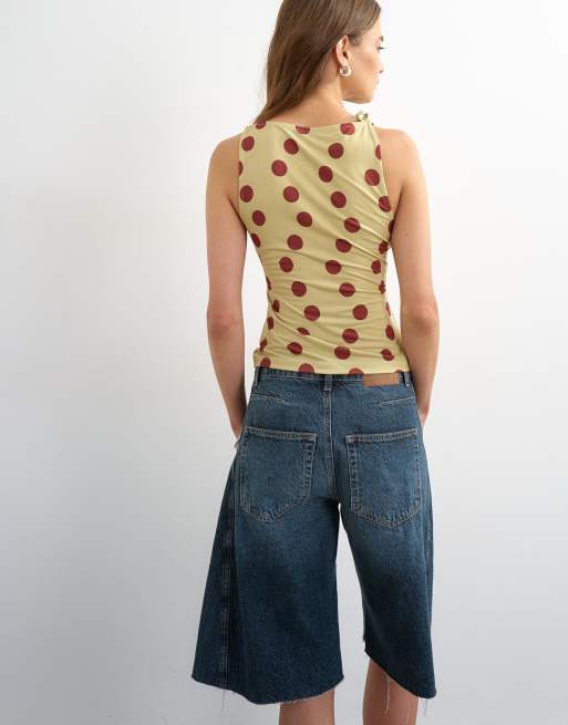 Topshop top med prikker i mikrofiber, fold-over og bindestropper på skuldrene i grøn, 4 af 4