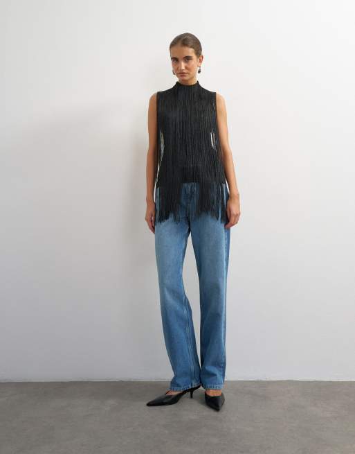 Topshop Top mit U-Boot-Ausschnitt, ärmellos und Fransen, in Schwarz, 2 von 4