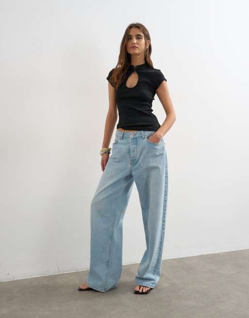Topshop - Top negro con abertura discreta de canalé, 3 de 4