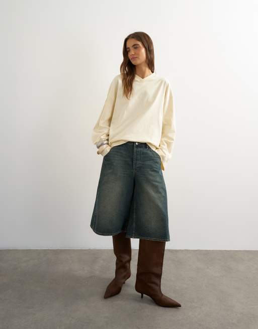 Topshop top svasato con scollo a V e maniche lunghe in ecru, 2 di 4