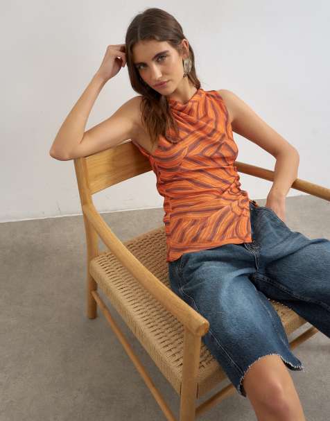 Topshop - Top van mesh met rechte hals en knopen in oranje - view 1